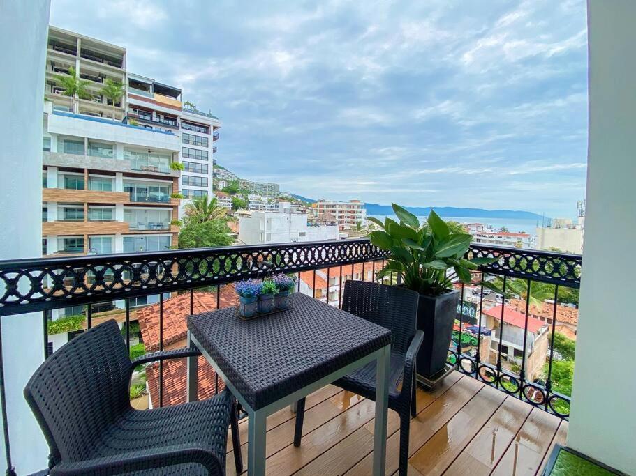 Luxury Oceanview Modern Condo Puerto Vallarta Exterior photo